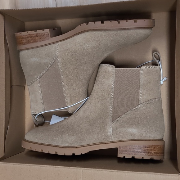 Steve Madden Lorali Women's Chelsea Boot - Picture 9 of 10